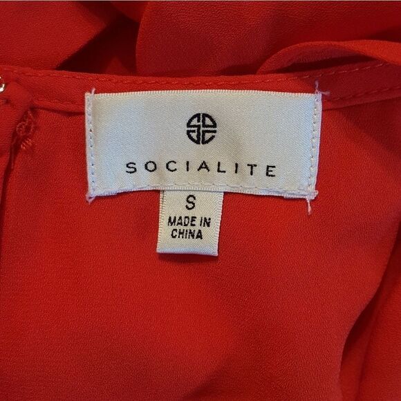 Socialite Ruffle Sleeve Dress Size S - Picture 5 of 8